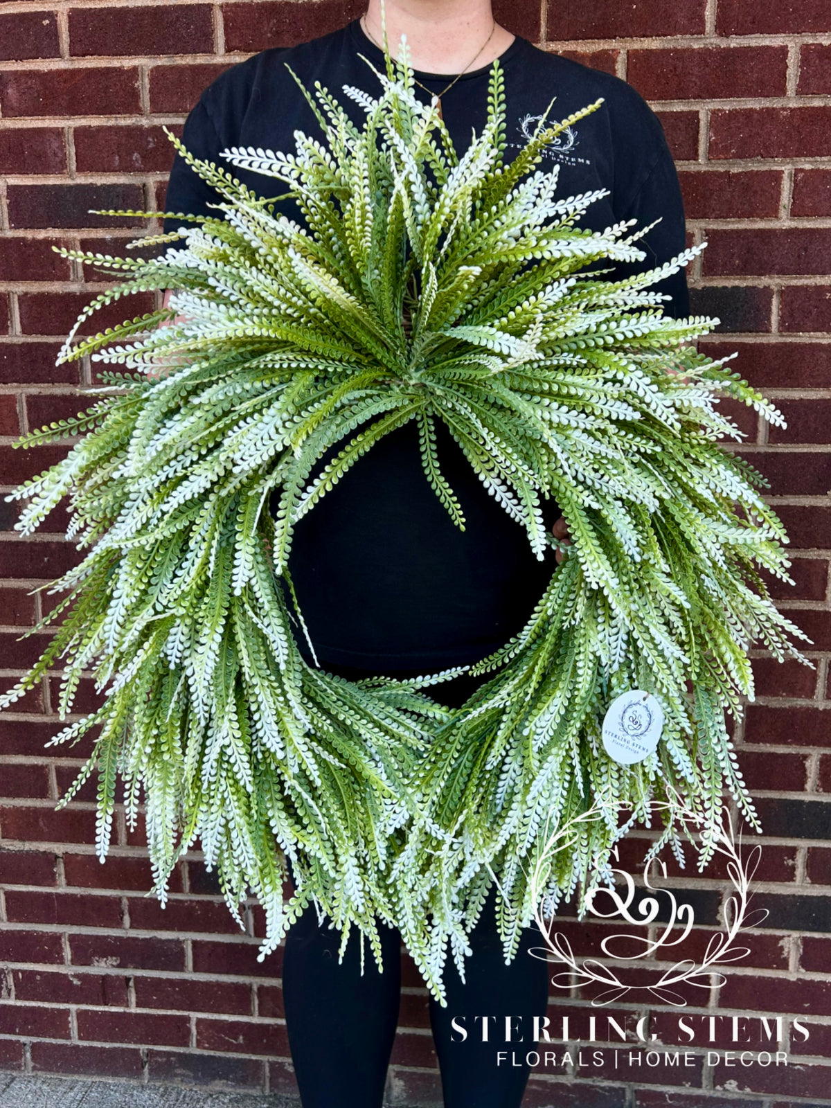 Small Variegated Beadgrass Wreath
