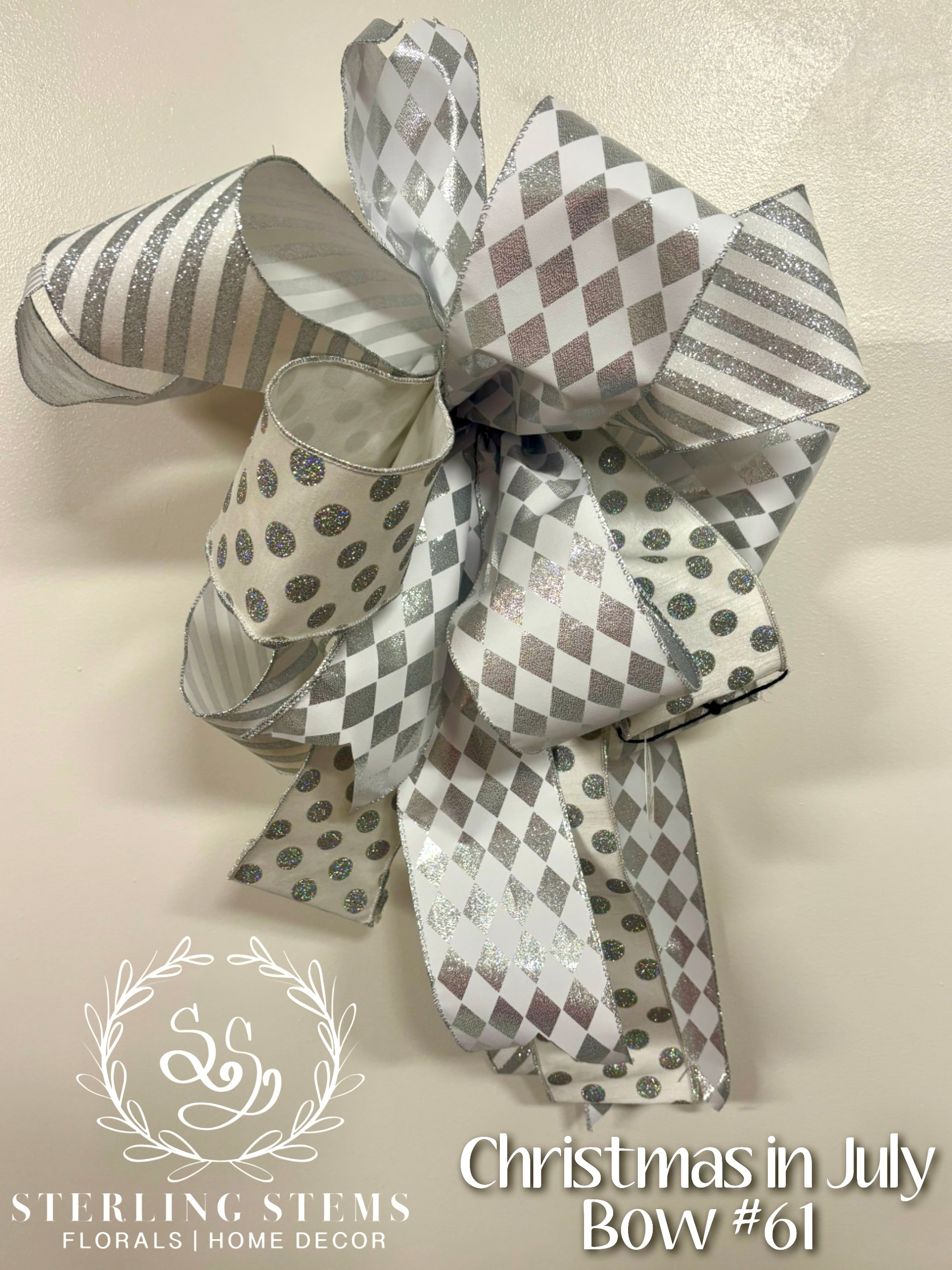 #61 Christmas Bow