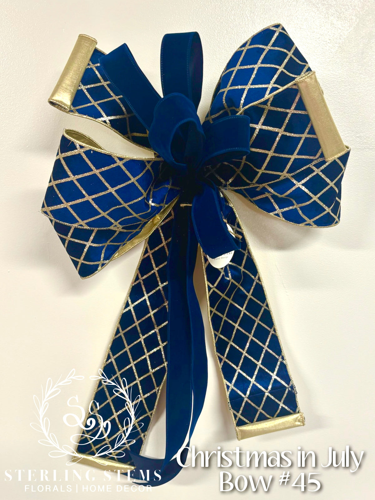 #45 Christmas Bow